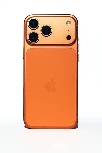 iPhone 17